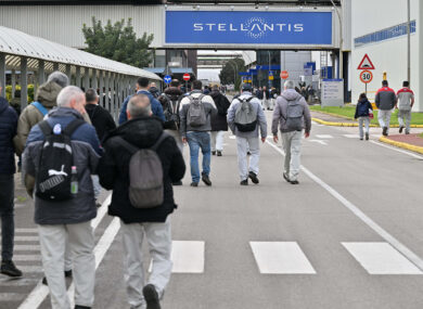 Stellantis, in tre anni persi più di 10mila posti di lavoro. La cassa integrazione è costata allo Stato 700 milioni