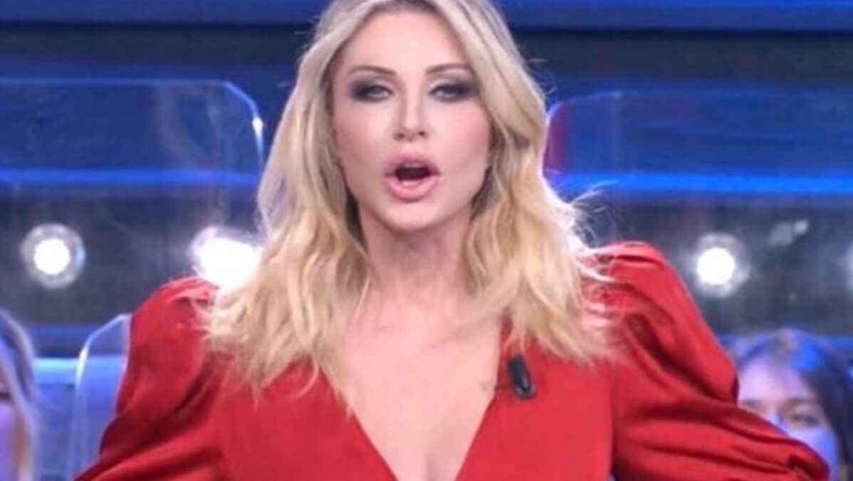 Paola Ferrari: “Io ed Eros Ramazzotti ci siamo amati, ma…”. Ecco com’è finita tra i due Paola Ferrari: “Io ed Eros Ramazzotti ci siamo amati, ma…”. Ecco com’è finita tra i due