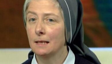Chi è suor Anna Donelli, arrestata con l’accusa di essere al servizio della ‘ndrangheta