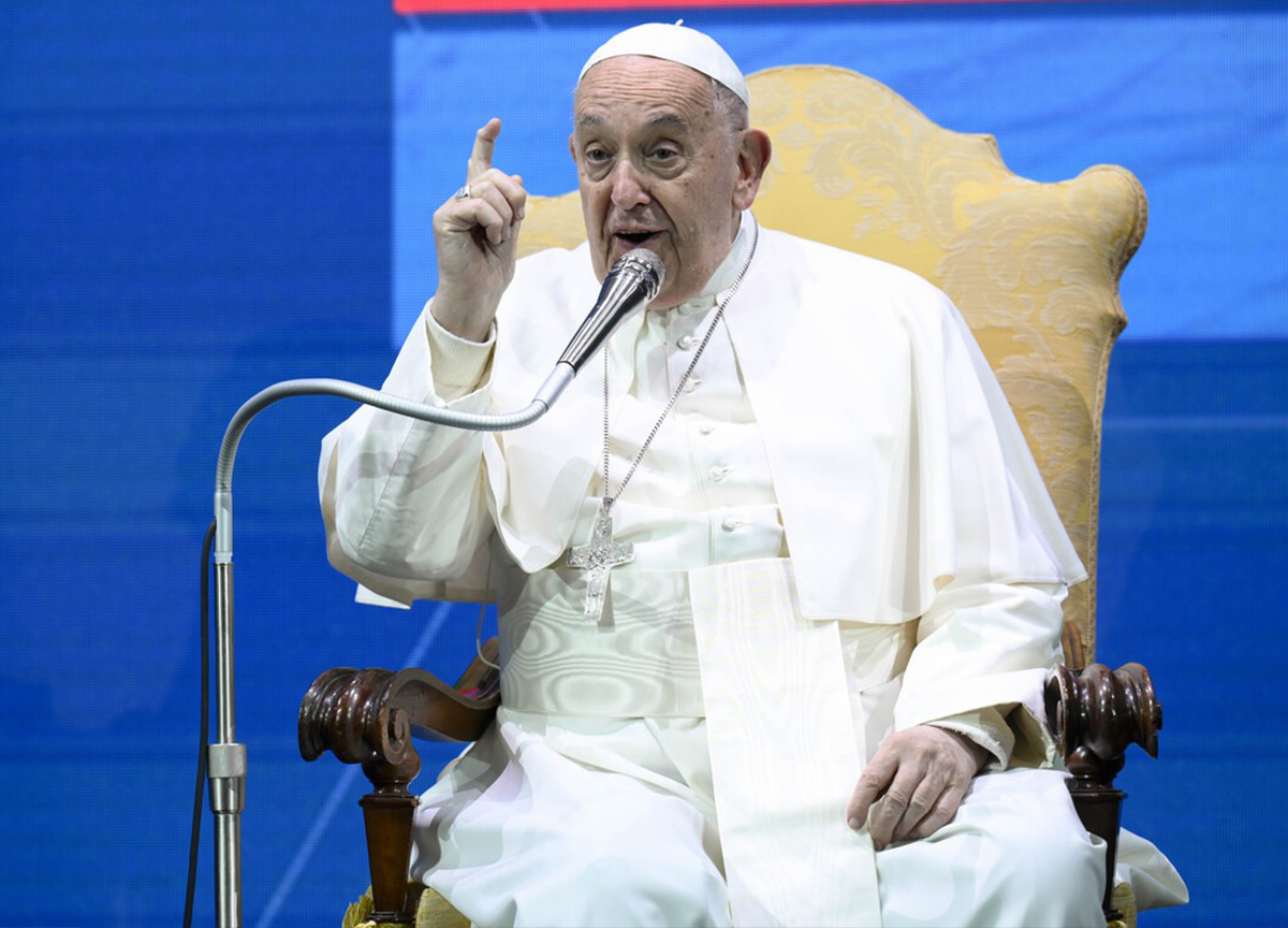 Papà Francesco ridisegna la Chiesa a “sua immagine e somiglianza”. Al decimo Concistoro comandano i Bergogliani Papà Francesco ridisegna la Chiesa a “sua immagine e somiglianza”. Al decimo Concistoro comandano i Bergogliani