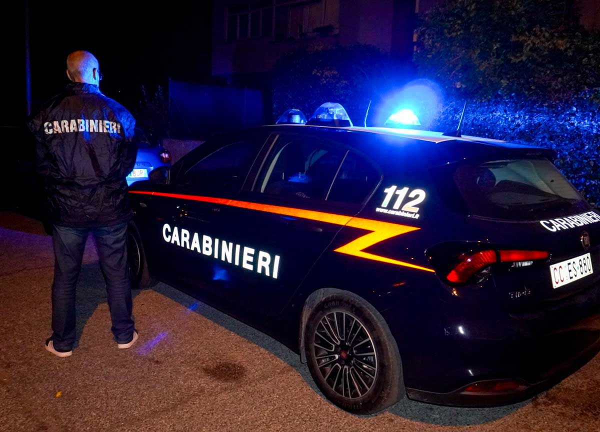 Droga a fiumi, blitz della polizia tra Puglia e Calabria: 21 arresti nella maxioperazione Droga a fiumi, blitz della polizia tra Puglia e Calabria: 21 arresti nella maxioperazione