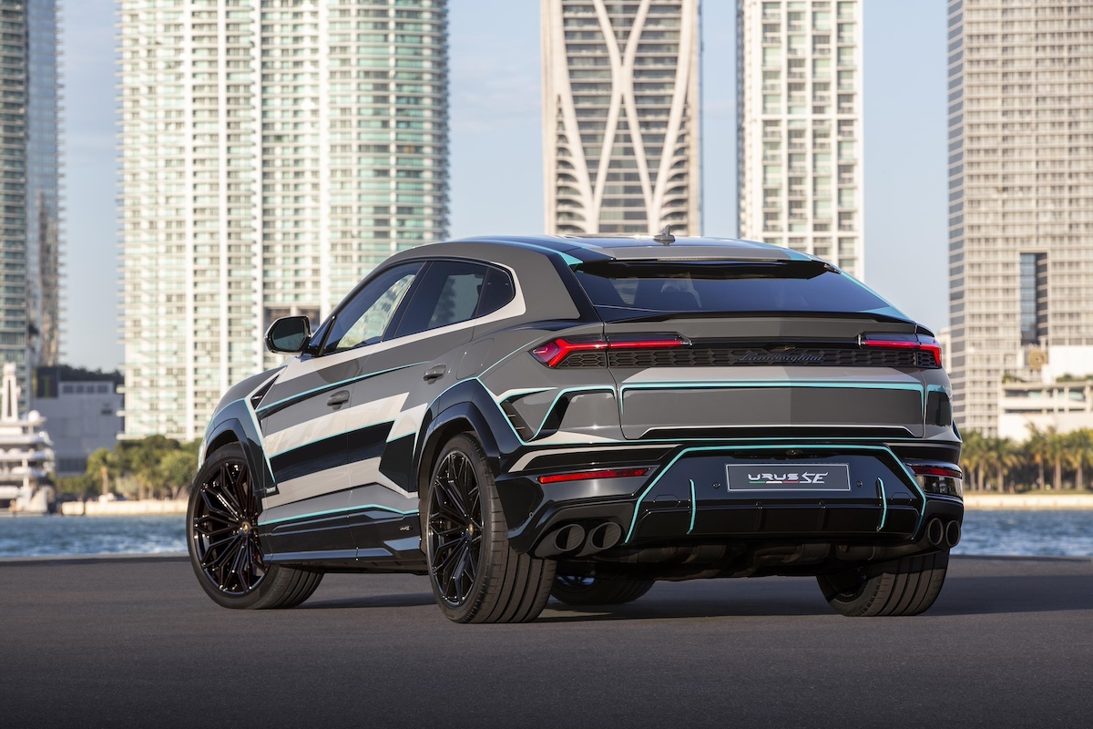 Lamborghini Urus SE Ad Personam: il super SUV ibrido debutta a Miami Lamborghini Urus SE Ad Personam: il super SUV ibrido debutta a Miami