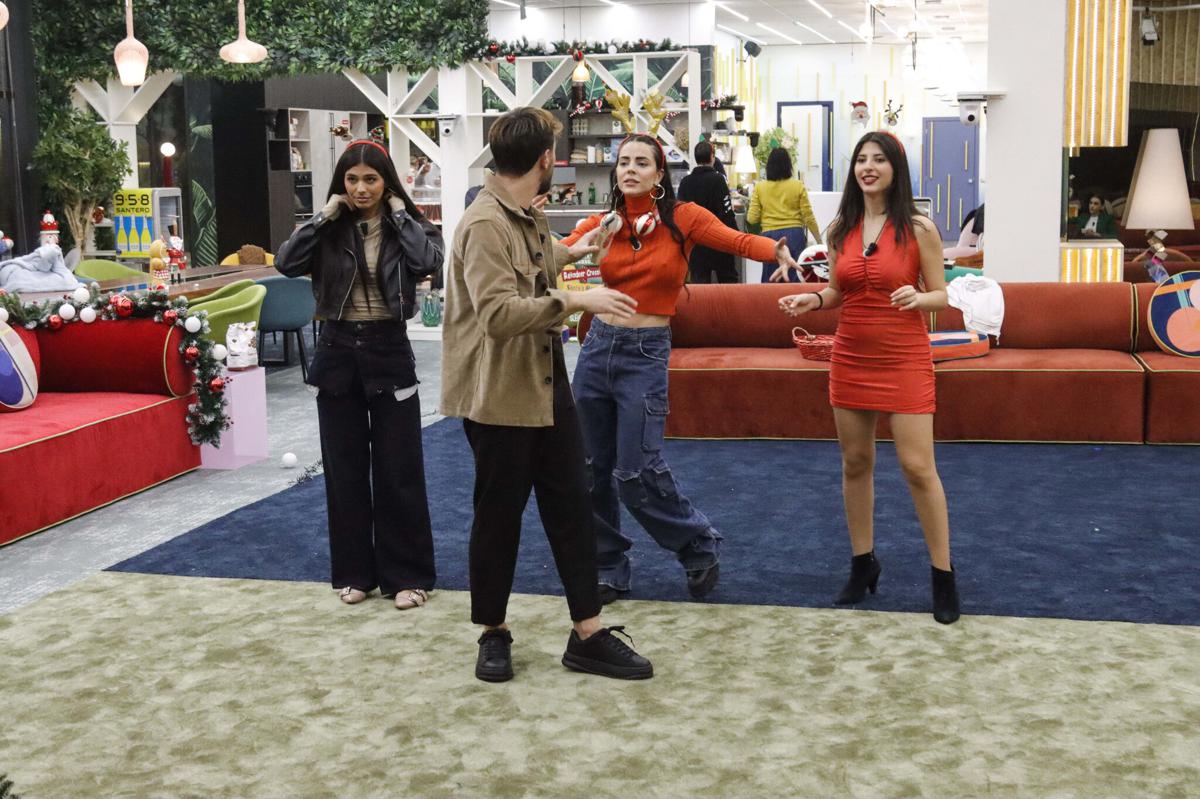 Grande Fratello, dramma d’amore, cena della discordia, eliminazione a 4, nuove nomination. Gf news e anticipazioni Grande Fratello, dramma d’amore, cena della discordia, eliminazione a 4, nuove nomination. Gf news e anticipazioni