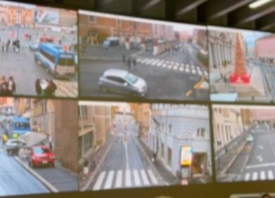 Papa in piazza Mignanelli, albero di Natale in piazza del Popolo e Atreju: domata la tempesta perfetta della sicurezza a Roma