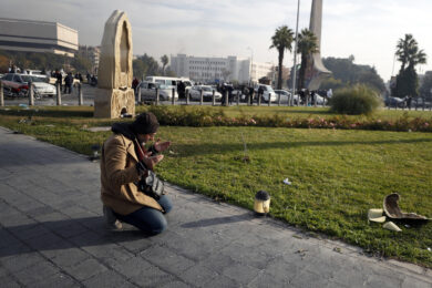 Caos in Siria, l’Europa chiude le porte ai rifugiati. Tra infiltrazioni terroristiche e nodi legali: che cosa c’è dietro 