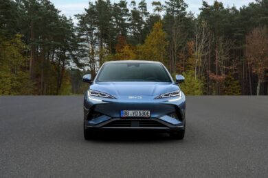 BYD SEALION 7: il SUV elettrico che ridefinisce le prestazioni e il comfort