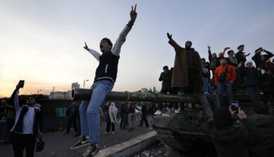 La nuova Siria degli “ingegneri di Allah” è il settimo fronte di guerra israeliano in un anno