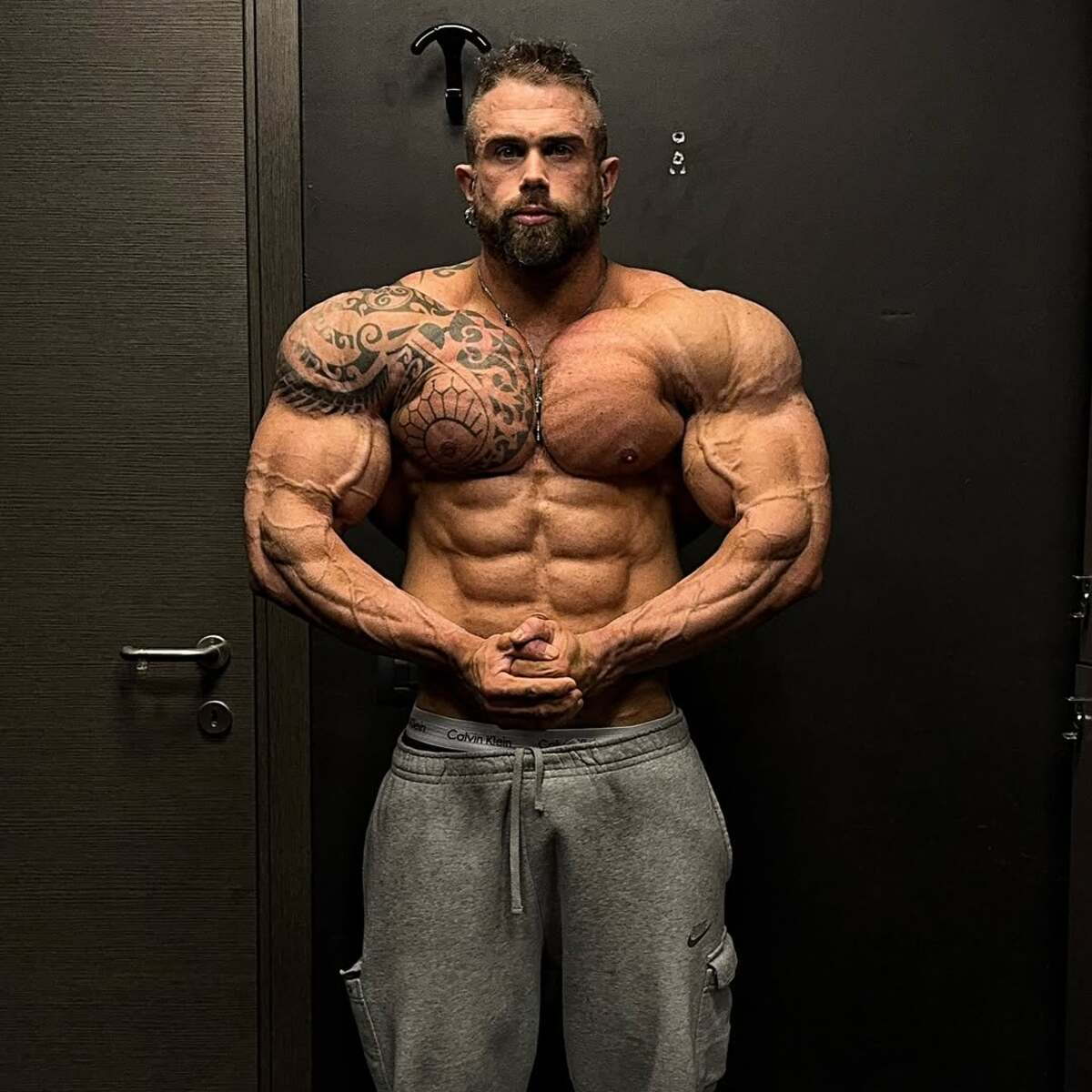Andrea Presti, il bodybuilder più famoso d’Italia si butta nel mondo immobiliare: nasce la holding Srl a suo nome Andrea Presti, il bodybuilder più famoso d’Italia si butta nel mondo immobiliare: nasce la holding Srl a suo nome