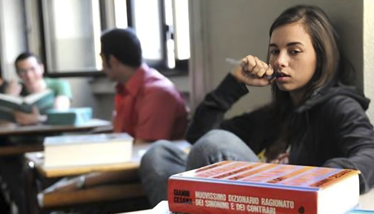 Scuola invasa dagli smartphone, sanità senza risorse, famiglie allo sbando e politici padroni: in caduta libera i pilastri della società complessa Scuola invasa dagli smartphone, sanità senza risorse, famiglie allo sbando e politici padroni: in caduta libera i pilastri della società complessa