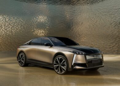 DS N°8: eleganza, tecnologia e innovazione nella nuova era dell’Elettrico