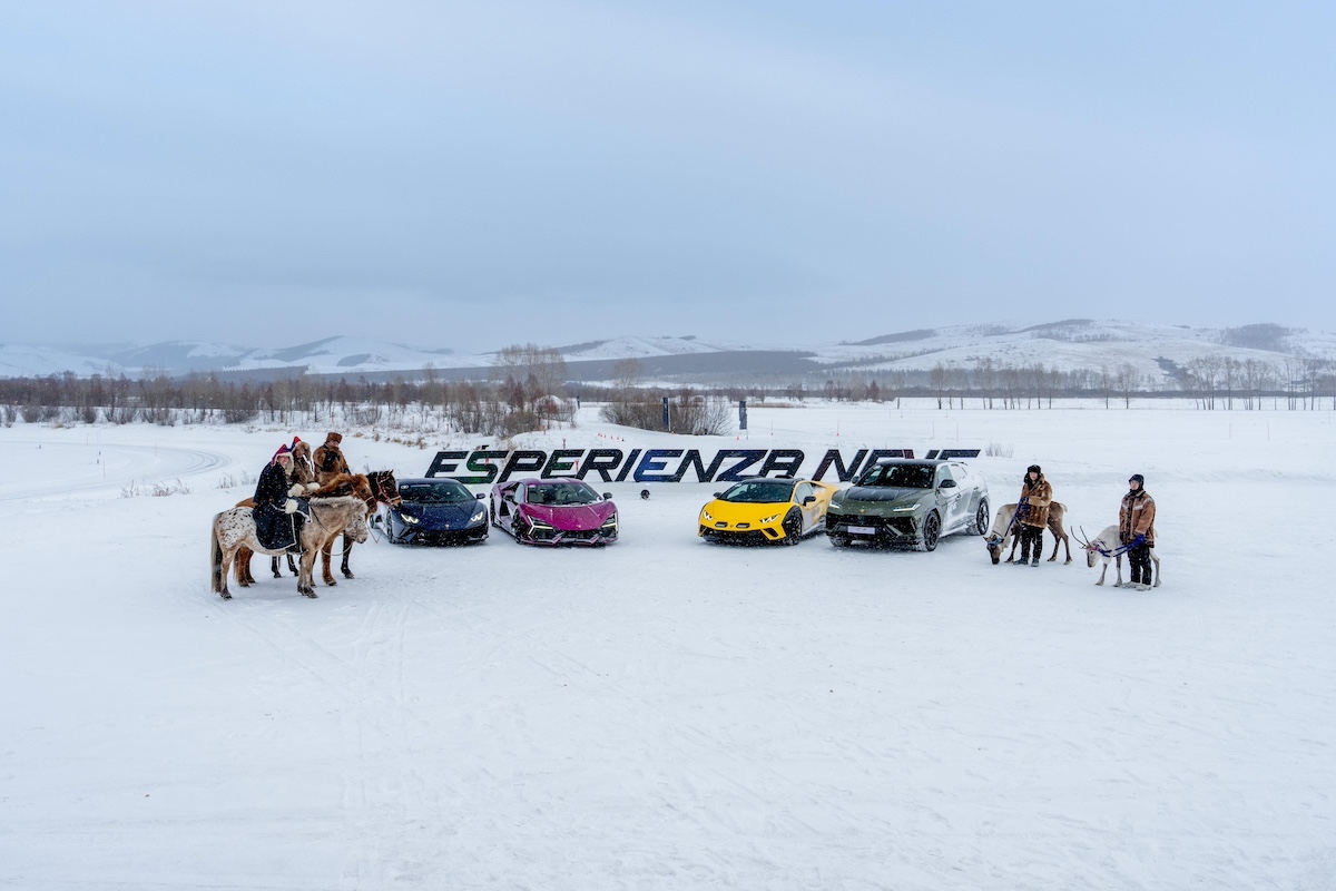 Debutto glaciale per Lamborghini Revuelto: performance e lusso su ghiaccio Debutto glaciale per Lamborghini Revuelto: performance e lusso su ghiaccio