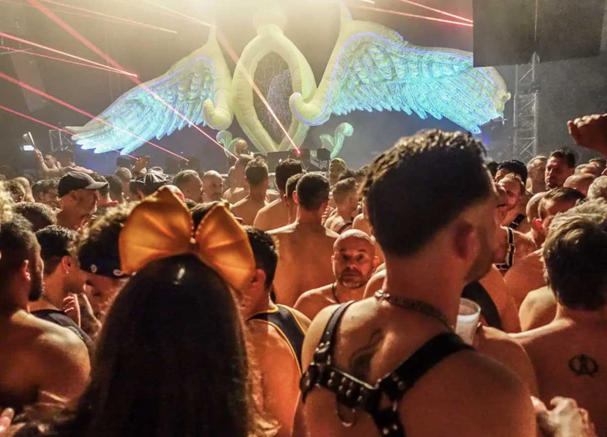Muccassassina: da venerdì si apre una festa lunga un anno: alle 23,30 l’accensione delle luminarie per “dare luce alla comunità LGBTQIA+”