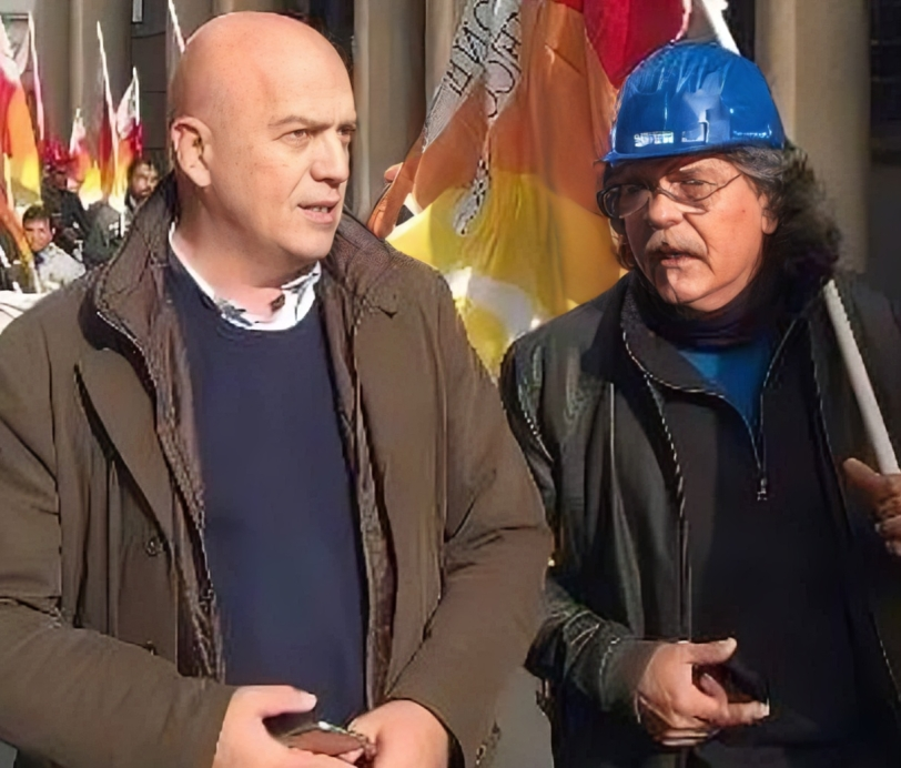 Marco Rizzo: “Io ad Atreju, Schlein no. Pd e Cgil morbidi su Fiat-Stellantis da quando la famiglia Elkann-Agnelli ha preso in mano Repubblica” Marco Rizzo: “Io ad Atreju, Schlein no. Pd e Cgil morbidi su Fiat-Stellantis da quando la famiglia Elkann-Agnelli ha preso in mano Repubblica”