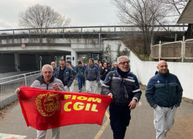 Mirafiori, regalo di Natale da Stellantis: altri 7 mesi di cassa integrazione. E Tavares esce allo scoperto dopo l’addio: “Io e Elkann quasi amici”