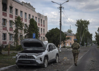Ucraina, soldati nordcoreani spaesati: non sanno a chi sparare e uccidono i ceceni (alleati con i russi)