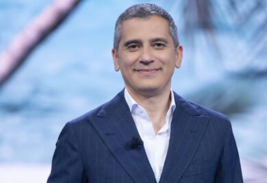 Ascolti tv, Dario Maltese dopo un esordio difficile fa ripartire Pomeriggio 5. Bene la Vita in Diretta, boom di Ore 14 con il caso Resinovich