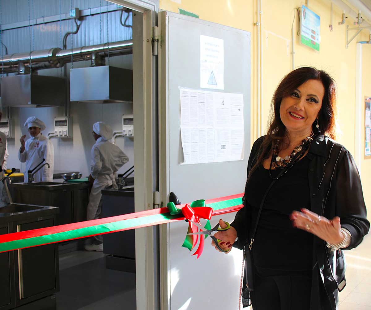 L’arte della cucina diventa scienza: all’Alberghiero di Palombara i nuovi tecno laboratori con fondi Ue L’arte della cucina diventa scienza: all’Alberghiero di Palombara i nuovi tecno laboratori con fondi Ue