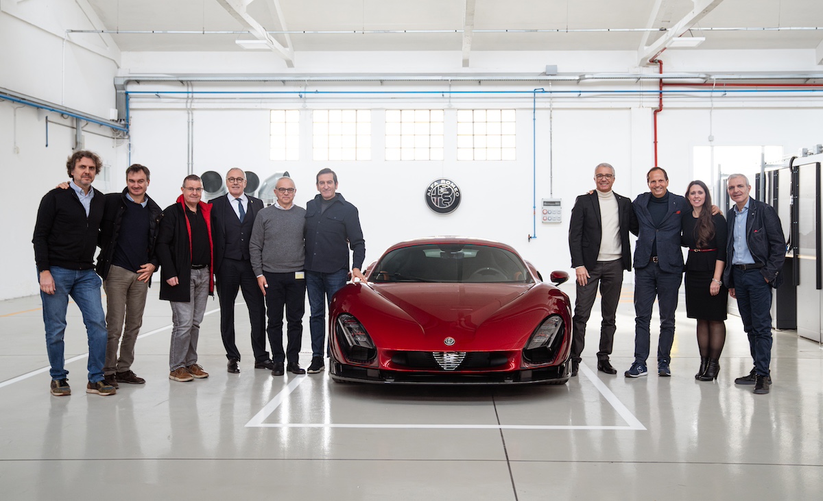 Alfa Romeo 33 Stradale: la prima è pronta per il cliente numero 1 Alfa Romeo 33 Stradale: la prima è pronta per il cliente numero 1