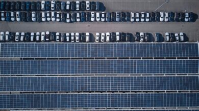 BMW scommette sul fotovoltaico: energia verde direttamente dai tetti degli stabilimenti