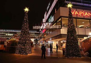 Mercatini di Natale, paura anche in Italia dopo l’attentato in Germania. “Innalzata la sorveglianza”