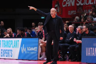 Olimpia Milano ko col Bayer Monaco all’ultimo tiro. Messina: “L’avevamo vinta poi errori pagati a caro prezzo”