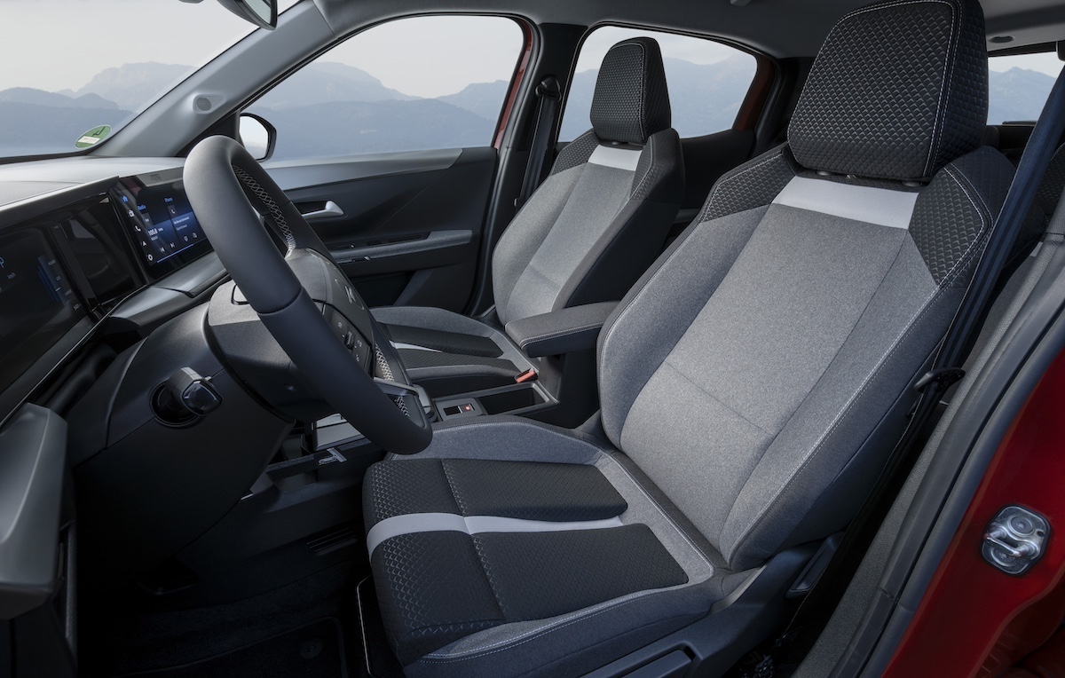 125 Anni di innovazione Opel: comfort ed ergonomia nei nuovi Grandland e Frontera 125 Anni di innovazione Opel: comfort ed ergonomia nei nuovi Grandland e Frontera