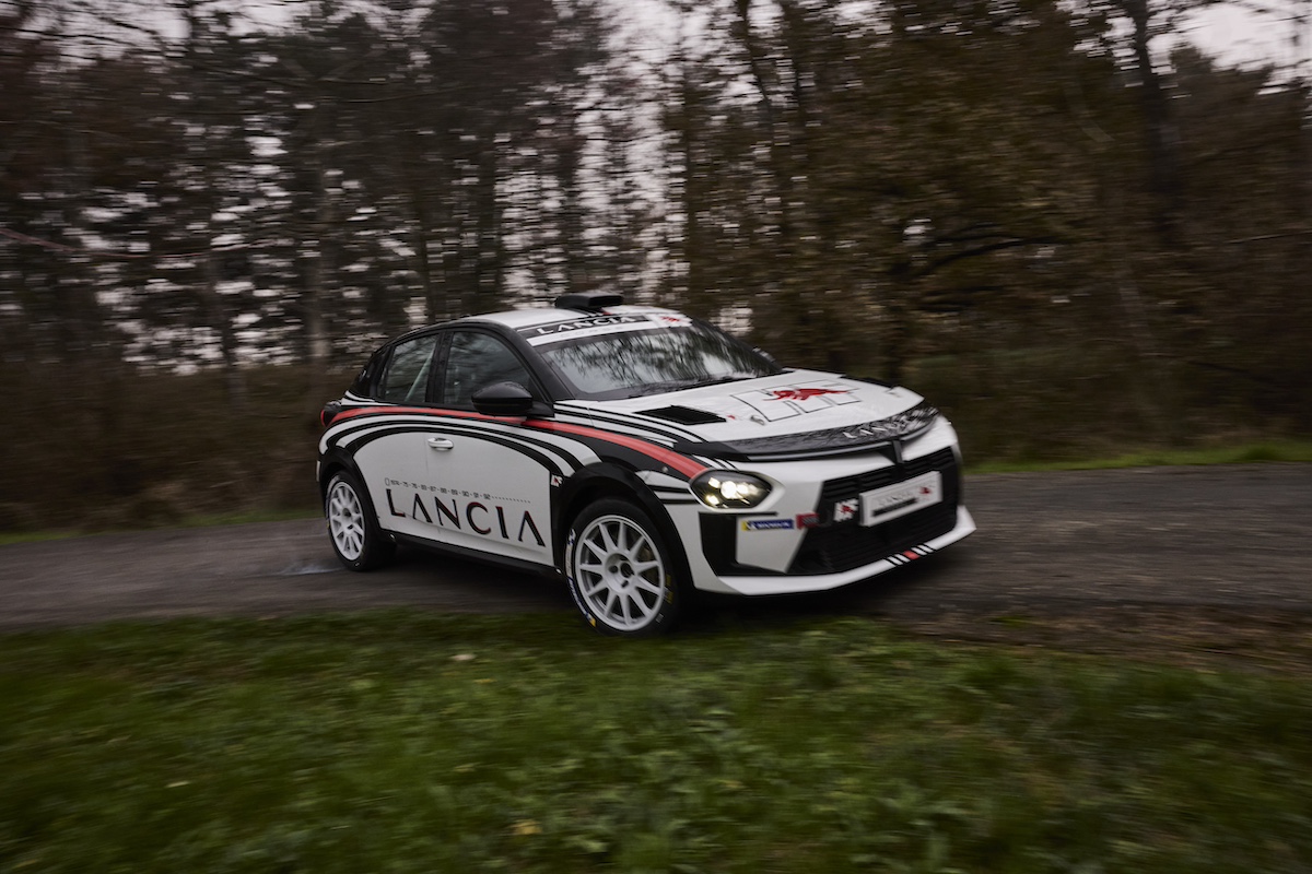 Lancia Y HF: il ritorno nei rally raccontato da Eugenio Franzetti Direttore di Lancia Corse HF Lancia Y HF: il ritorno nei rally raccontato da Eugenio Franzetti Direttore di Lancia Corse HF