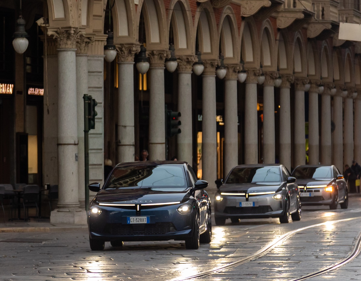 Il roadshow della nuova Lancia Ypsilon: eleganza e innovazione in tour per l’Italia