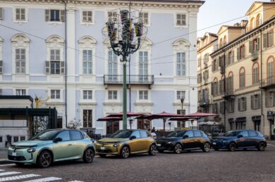 Il roadshow della nuova Lancia Ypsilon: eleganza e innovazione in tour per l’Italia