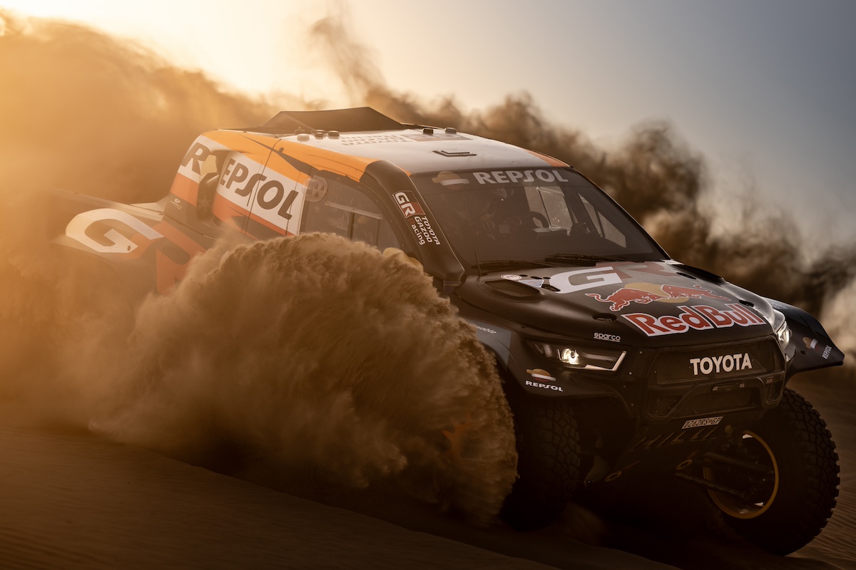 TOYOTA GAZOO Racing pronta per la sfida del Rally Dakar 2025 TOYOTA GAZOO Racing pronta per la sfida del Rally Dakar 2025