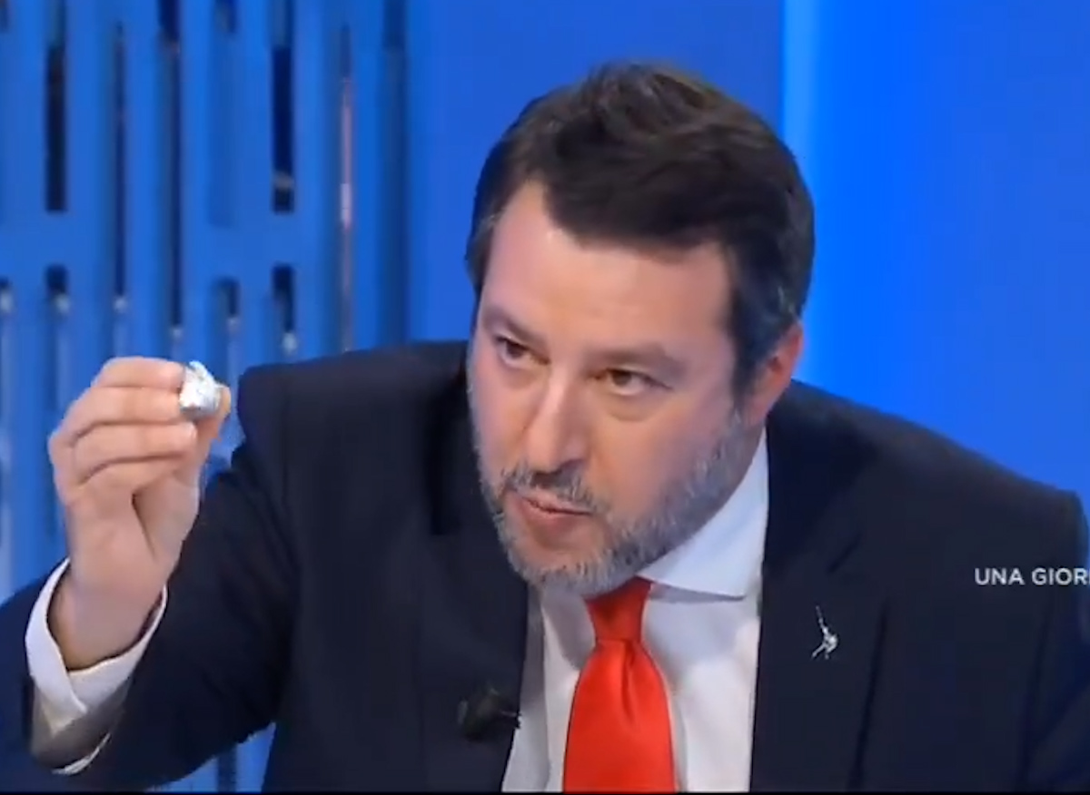 Salvini ministro dell’Interno, la Lega ci crede davvero. C’era un patto del 2022 bloccato da Mattarella, ma dopo l’assoluzione… Inside Salvini ministro dell’Interno, la Lega ci crede davvero. C’era un patto del 2022 bloccato da Mattarella, ma dopo l’assoluzione… Inside