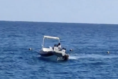 Italiano ucciso da uno squalo, il video del salvataggio dell’amico sopravvissuto
