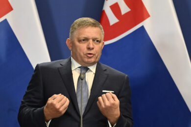 Stop al gas russo, ma la Slovacchia mette Zelensky e l’Ucraina alle strette: il ricatto