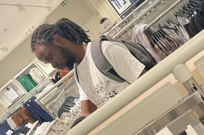 Omicidio del vigilante a Bergamo, il 28enne fermato confessa: “L’ho ucciso per gelosia” Omicidio del vigilante a Bergamo, il 28enne fermato confessa: “L’ho ucciso per gelosia”