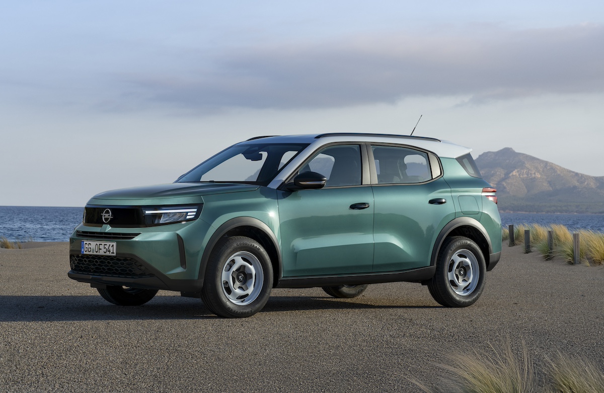 Opel in Italia nel 2024 chiude un anno positivo Opel in Italia nel 2024 chiude un anno positivo