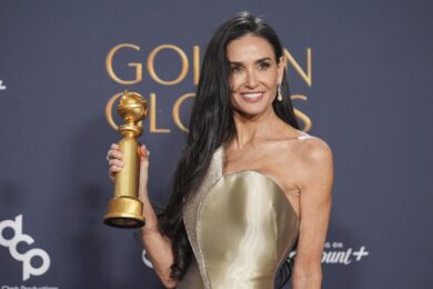 Demi Moore, ai Golden Globe la vittoria dell’attrice, la rinascita della Donna