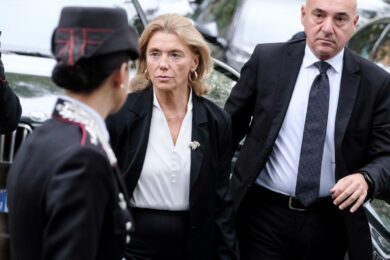 Dis, Valensise e Cinque in pole per il dopo Belloni. Mantovano e Tajani spingono, ma la Lega frena. Inside