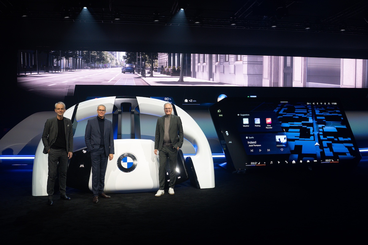 BMW Panoramic iDrive: la rivoluzione digitale della guida targata Neue Klasse BMW Panoramic iDrive: la rivoluzione digitale della guida targata Neue Klasse