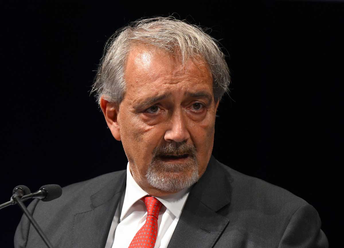 Sanità Lazio, Rocca dichiara guerra ai medici di base: “Ci costano 200 mln di farmaci inutili” Sanità Lazio, Rocca dichiara guerra ai medici di base: “Ci costano 200 mln di farmaci inutili”