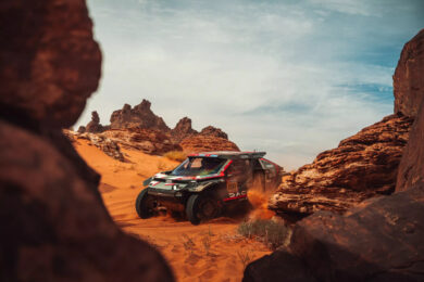 Al-Attiyah e Boulanger dominano la quinta tappa del Dakar Rally, ma una penalità li costringe al secondo posto