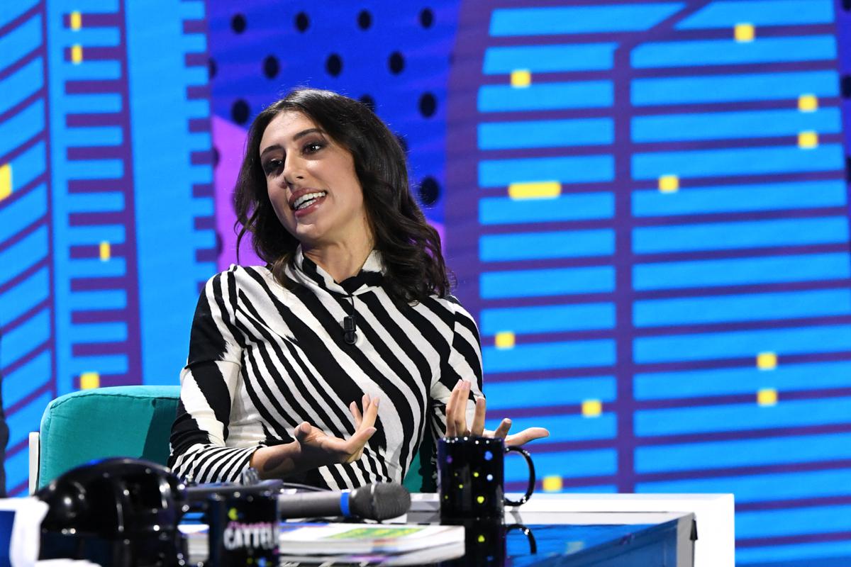 Cecilia Sala racconta l’incubo vissuto in Iran: “In cella mi contavo le dita, ecco che cosa desideravo di più” Cecilia Sala racconta l’incubo vissuto in Iran: “In cella mi contavo le dita, ecco che cosa desideravo di più”
