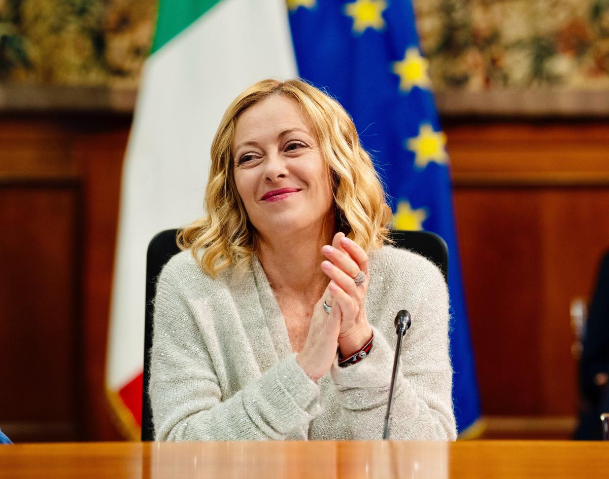 Meloni: “Governo? Nessun rimpasto. Sulle tasse va dato un segnale al ceto medio”. Poi cita l’Uomo Ragno. VIDEO Meloni: “Governo? Nessun rimpasto. Sulle tasse va dato un segnale al ceto medio”. Poi cita l’Uomo Ragno. VIDEO