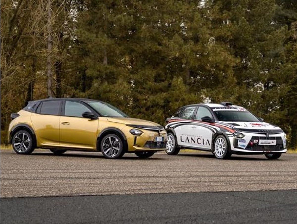 Lancia al Salone di Bruxelles 2025: debutto della Ypsilon Rally 4 HF e della Nuova Ypsilon