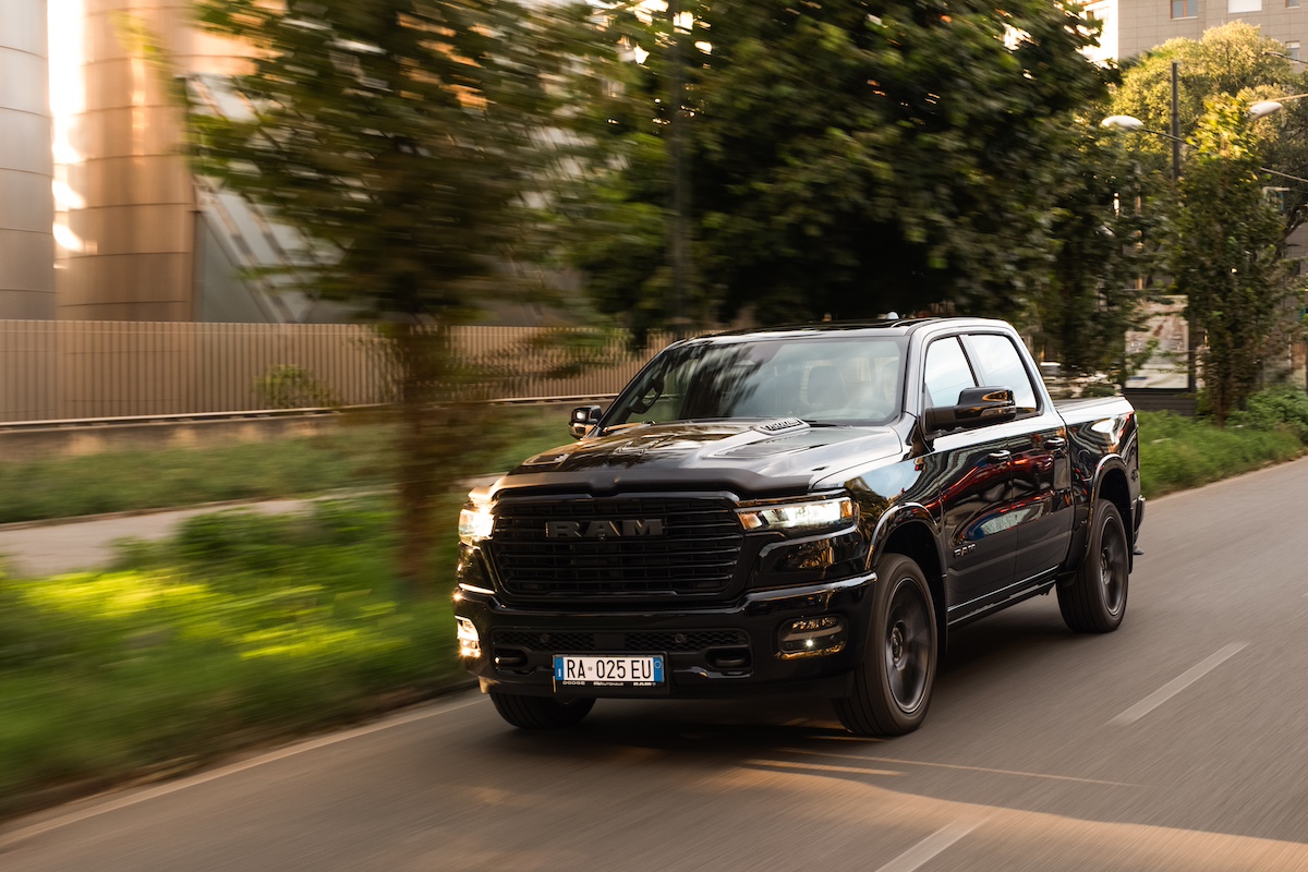 Ram 1500 RHO e Laramie Night Edition debuttano in Europa al Salone di Bruxelles 2025