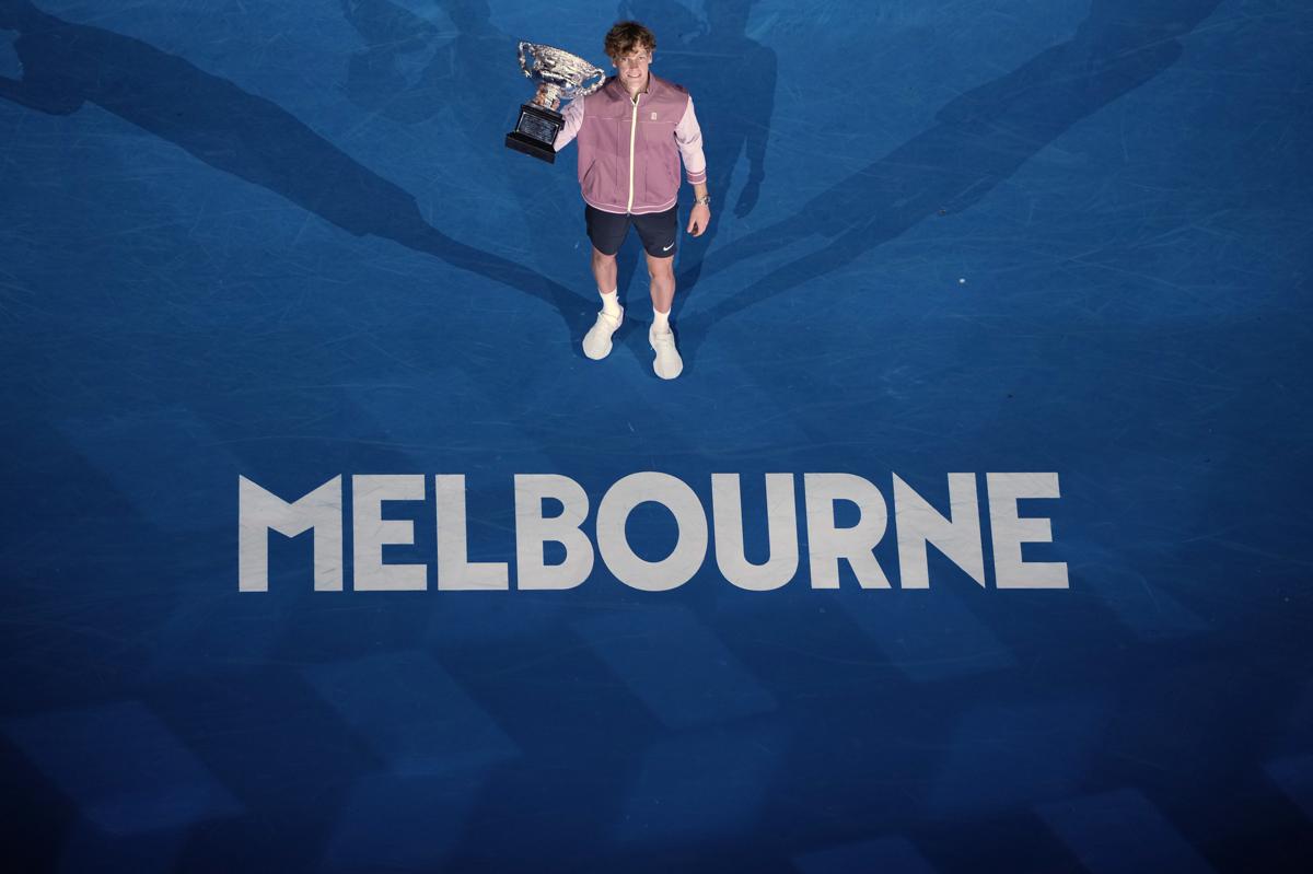 Australian Open, il montepremi milionario. Ecco cosa guadagnano i giocatori, dal primo turno alla finale Australian Open, il montepremi milionario. Ecco cosa guadagnano i giocatori, dal primo turno alla finale