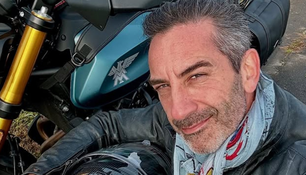 Viviani e la coppia salvata a Milano: “Non serve essere eroi, ma non restare indifferenti”. L’intervista Viviani e la coppia salvata a Milano: “Non serve essere eroi, ma non restare indifferenti”. L’intervista