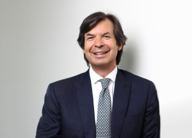 Intesa Sanpaolo investe un milione in Bitcoin: è la prima grande banca italiana a puntare sulle criptovalute