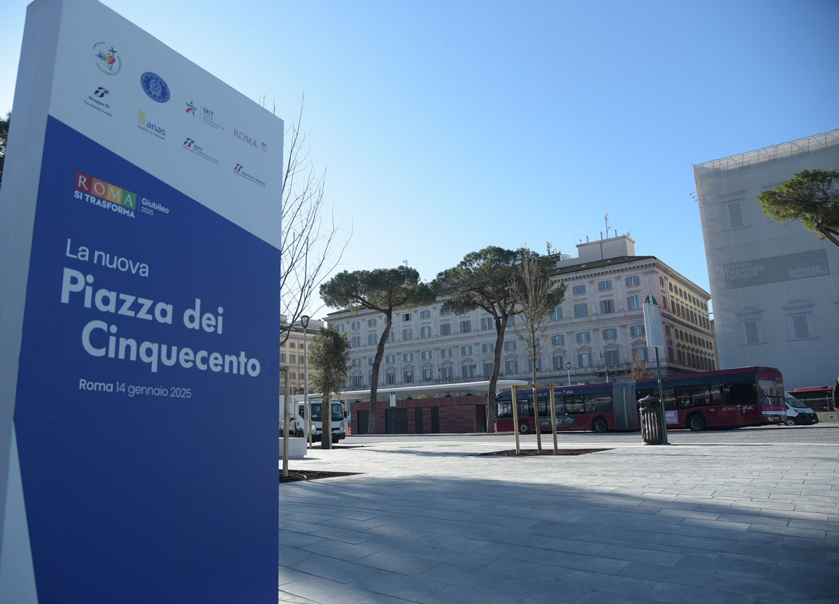 Piazza dei Cinquecento restituita alla città. I numeri di un cantiere che però non è finito