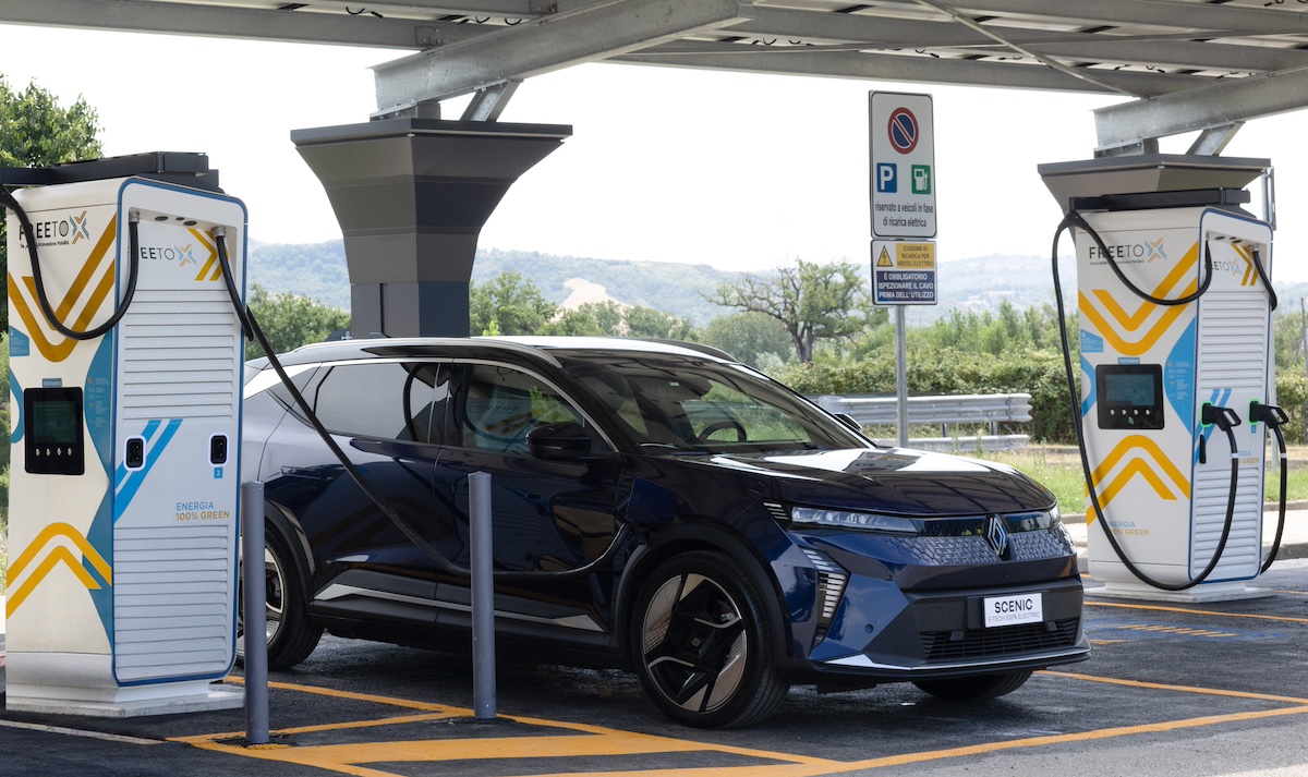 Mobilize e Free To X insieme per accelerare la mobilità elettrica in Italia Mobilize e Free To X insieme per accelerare la mobilità elettrica in Italia