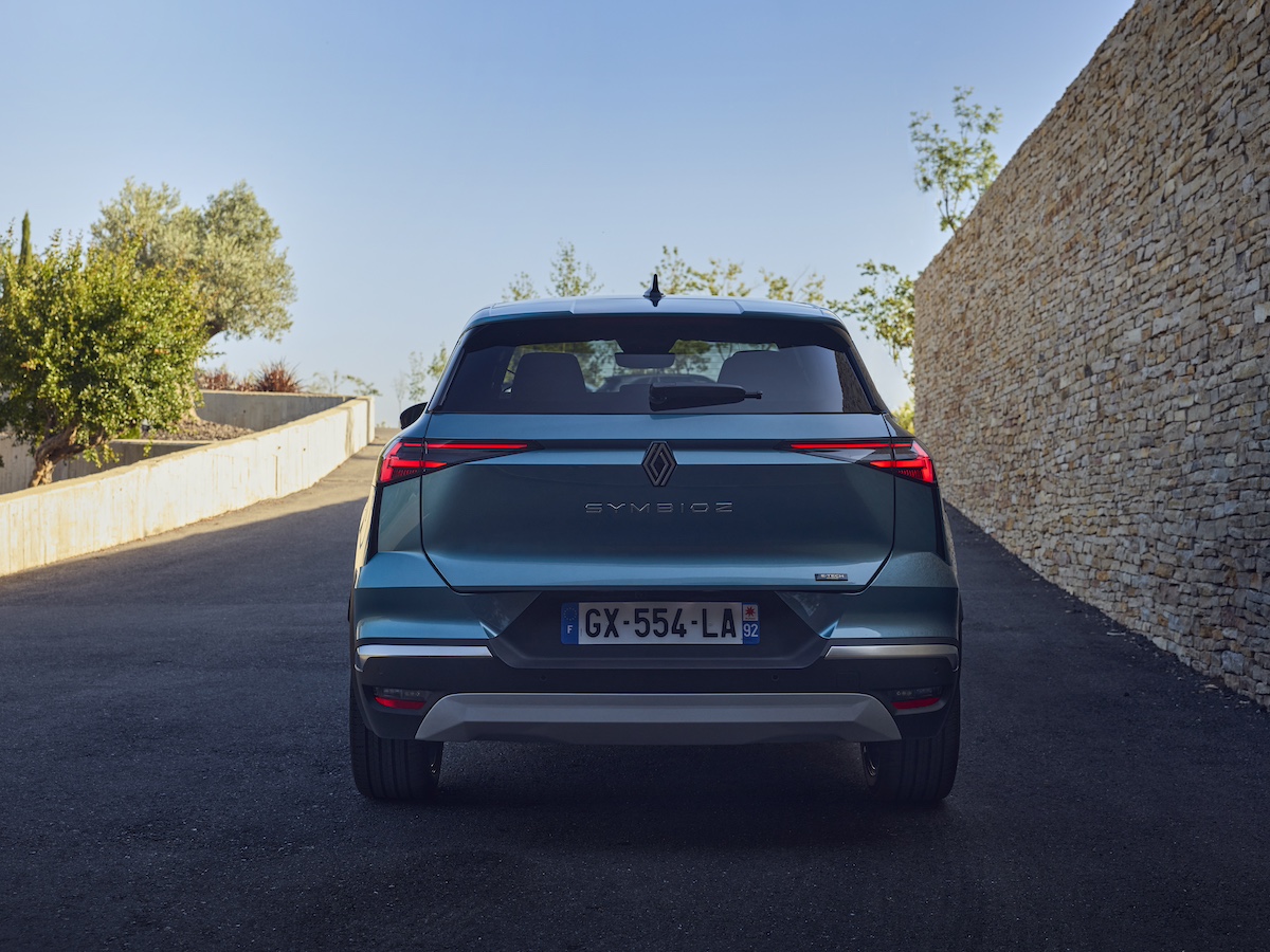 Renault Symbioz: quando il design incontra l’equilibrio delle proporzioni
